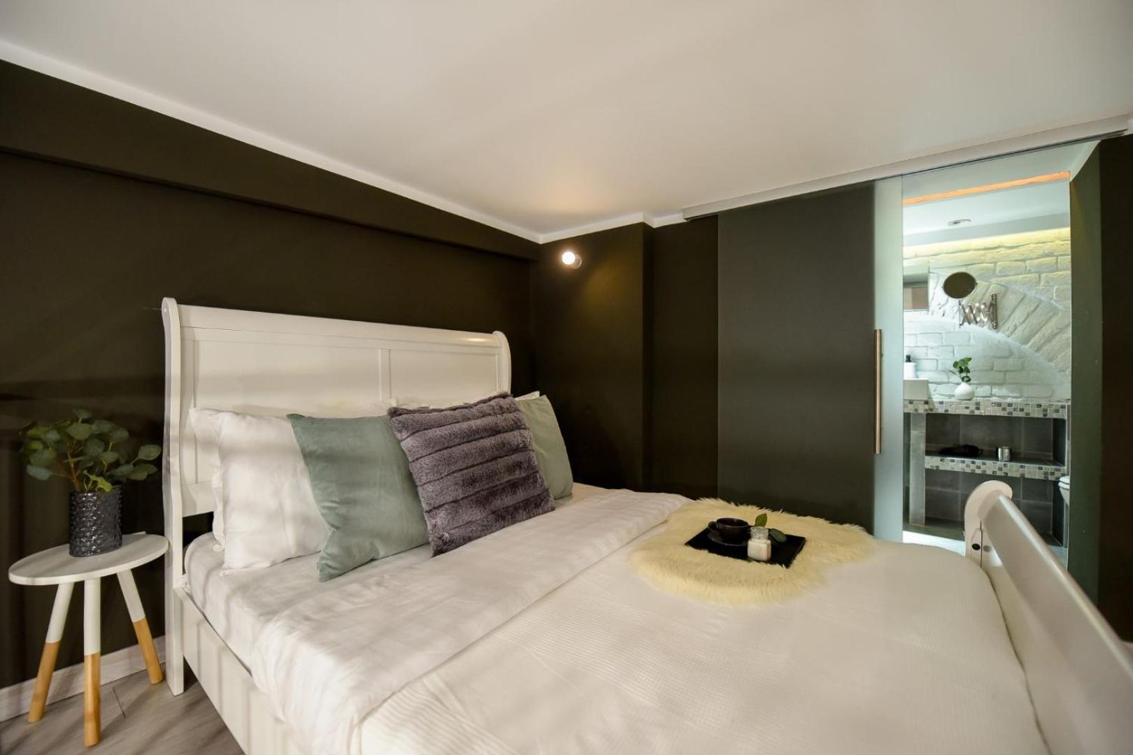 בוקרשט Central Comfort - Duplex-Style Studios On Regina Elisabeta חדר תמונה