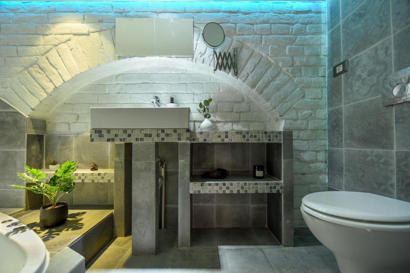 בוקרשט Central Comfort - Duplex-Style Studios On Regina Elisabeta חדר תמונה